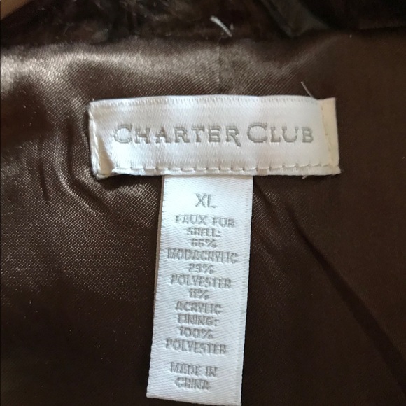 ๐ข Faux fur vest - get ready for fall ๐ - Picture 3 of 4